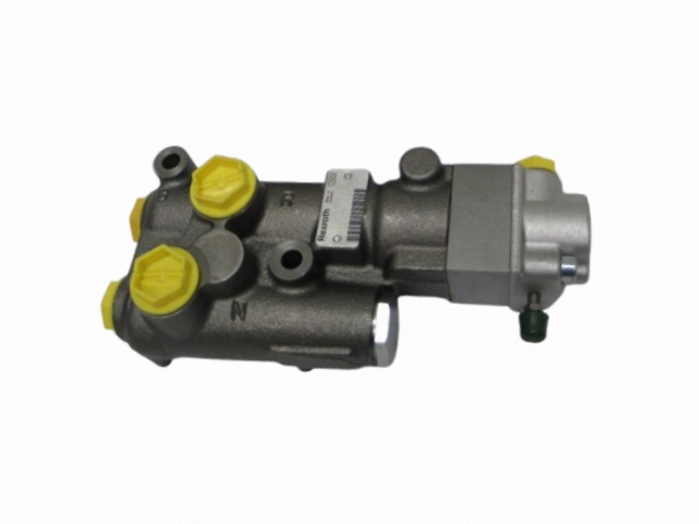 TRAILER BRAKE VALVE 5165720